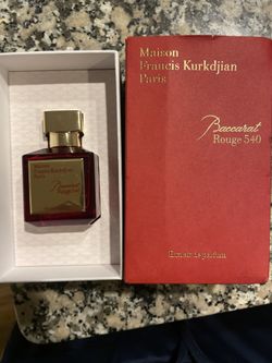 Baccarat Rouge 540 - Excellent Condition