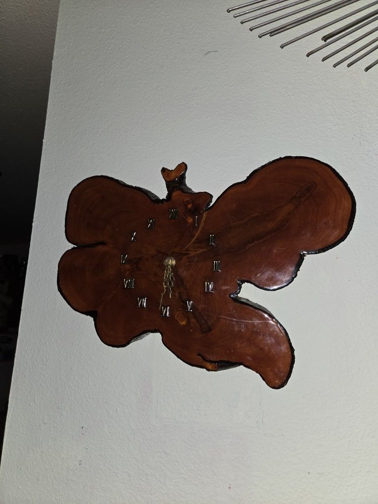 Wall Clock Doesn't Work