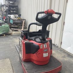 Forklift Raymond Ryder, Jack