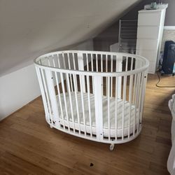 Stokke Sleepi Bed 