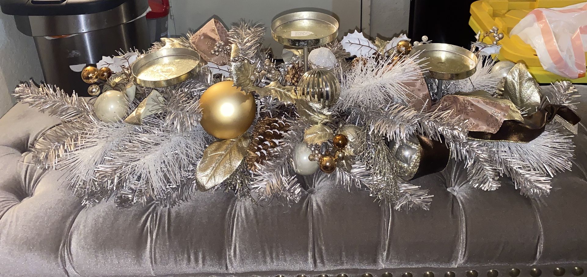 Christmas 3 Candle Holder Centerpiece
