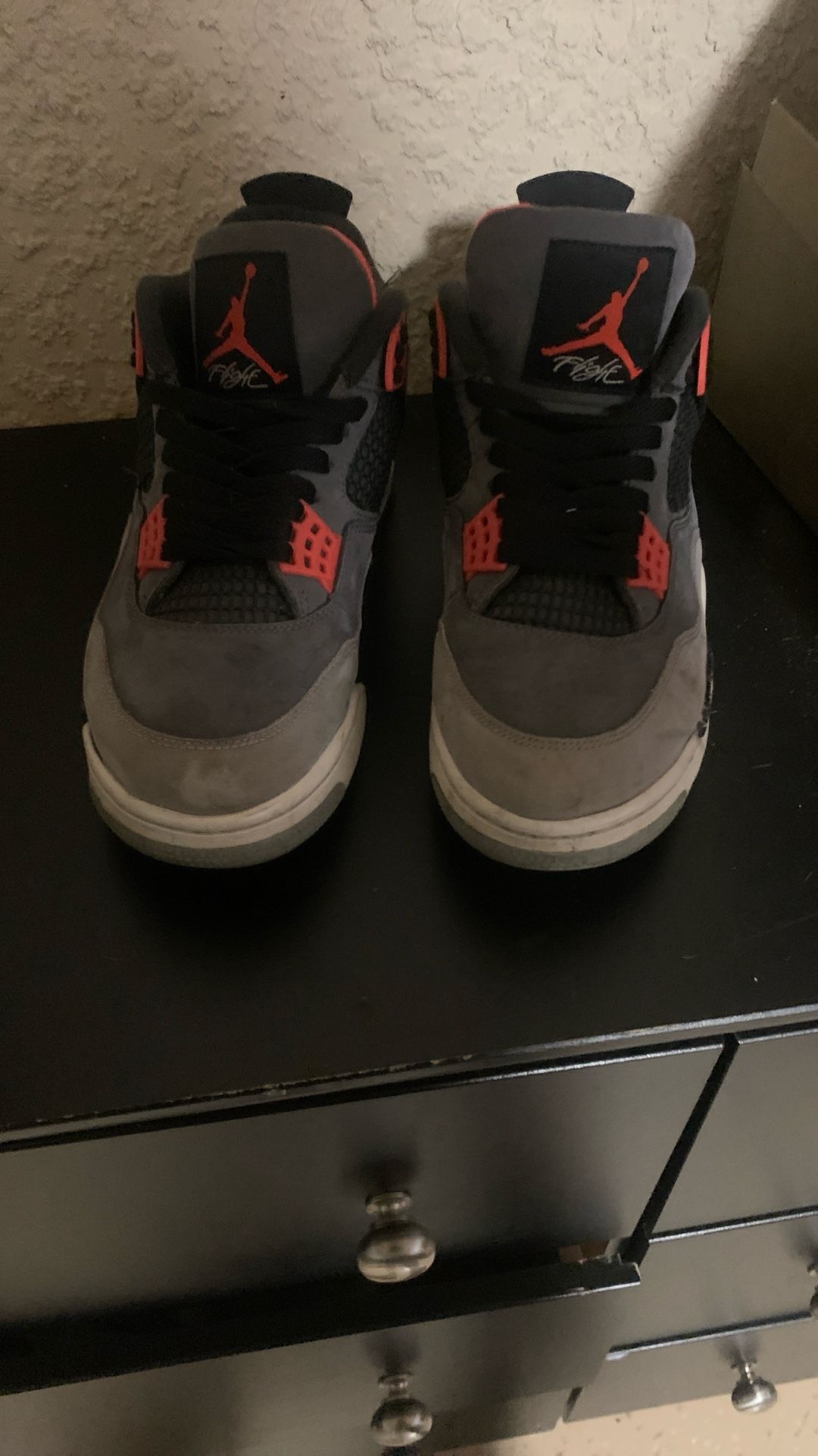 Air Jordan 4 Retro Gs Infared Size 9.5