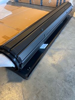 Nissan frontier roll over tonneau cover