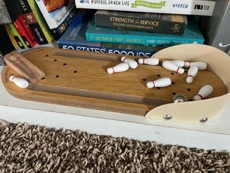 Tabletop bowling game