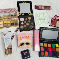 DITO Limited Edition Venus 12 Shade Palette