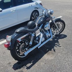2004 HARLEY DAVIDSON 