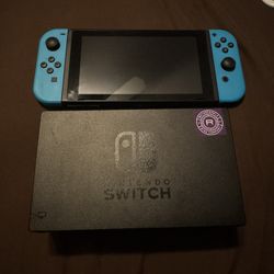 Nintendo Switch 