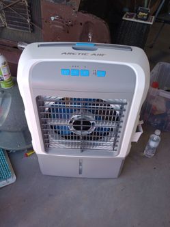 Portable artic air swamp cooler hardly used