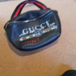 NICE GUCCI BAG