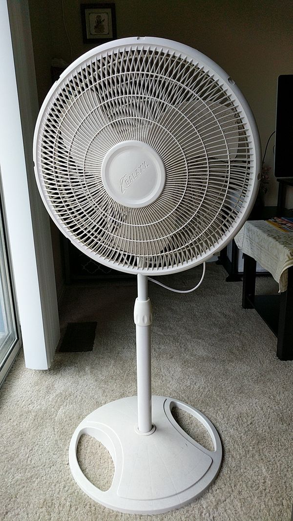 Galaxy 16 Oscillating Standing Fan For Sale In Schaumburg Il