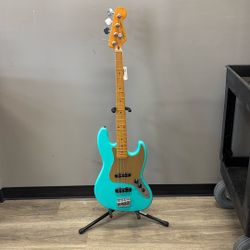 SQUIER JAZZ BASS 40th Anniversary Edition 