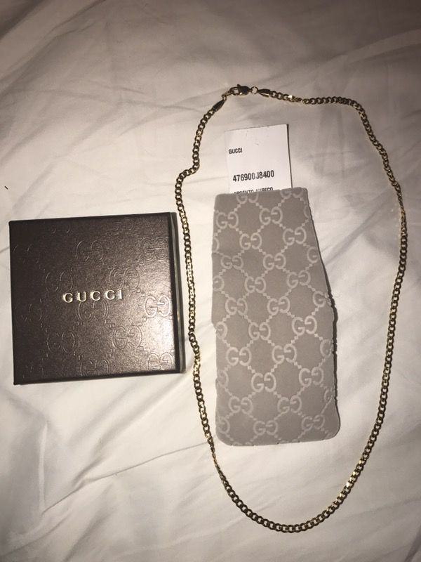18k gold 22 in Gucci chain