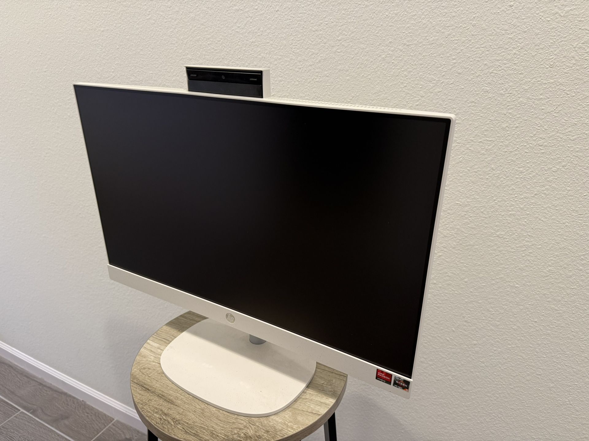 HP Full HD All In One 24 Inch Computer Desktop