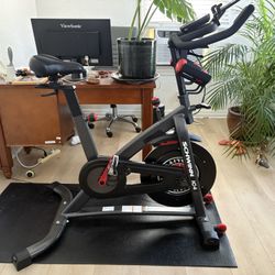 Schwinn IC4 Exercise Cycling Bike 