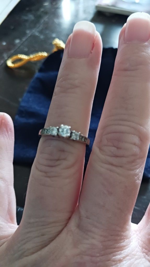 Beautiful Engagement/anniversary Ring