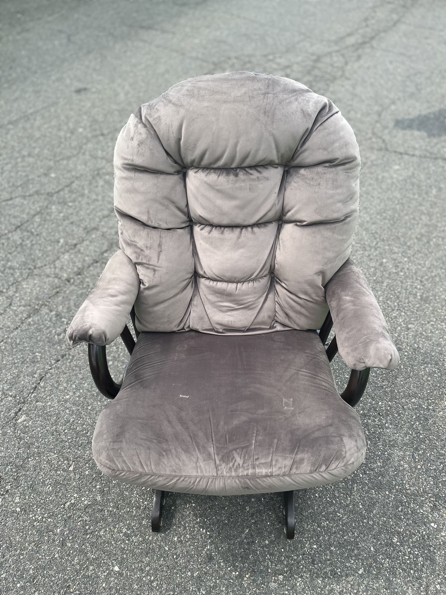Nursery Rocking Chair For Sale (FREE DELIVERY)