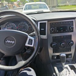 Two thousand and ninety deep cherokee