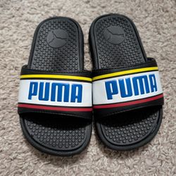 Kids Puma Slip Ons Size 11