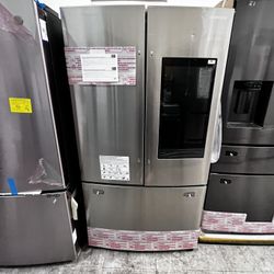 SAMSUNG FAMILY HUB FRENCH DOOR REFRIGERATOR