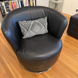LUXURY AUTHENTIC LEATHER CHAIR 