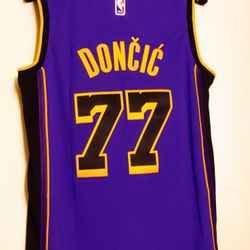 Los Angeles Lakers Jersey Luka Doncic