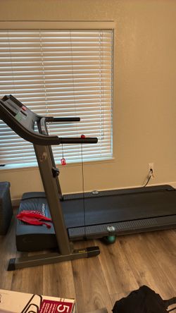 Free treadmill