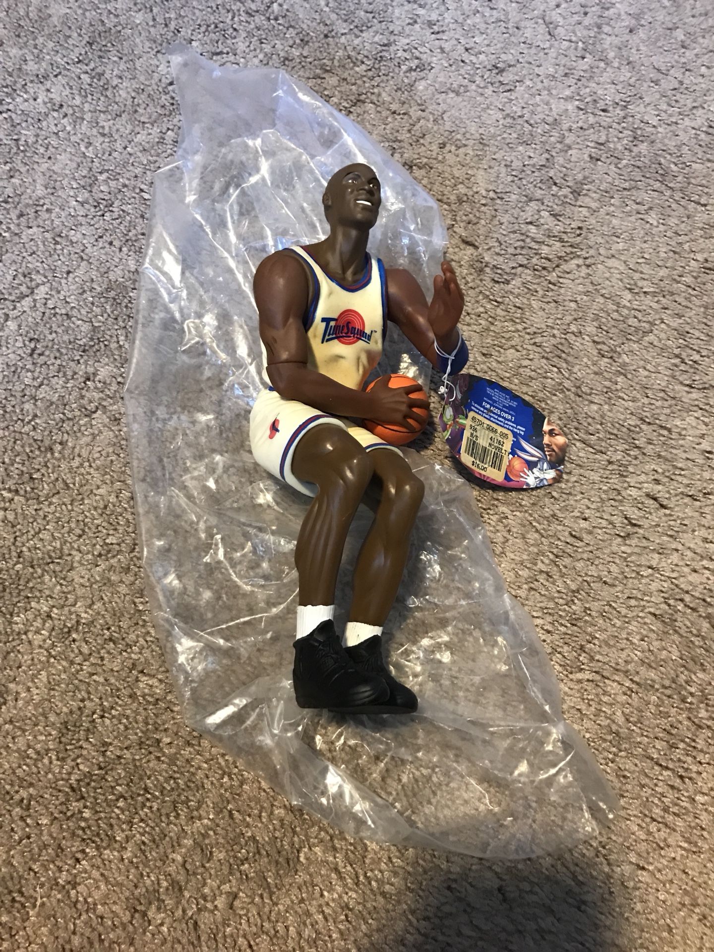 Vintage Michael Jordan space Jam DS collectible action figure 90s sneakers Nike basketball nba Chicago Bulls rare adidas Sb