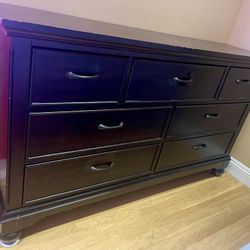 7 Drawer Wooden Dresser