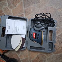 RYOBI CORNER CAT SANDER WITH CASE