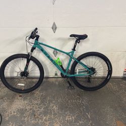 Haro Flight Line 2, Mt Bike