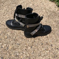 Girl’s Boots