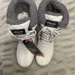 All Weather Boots Size 7