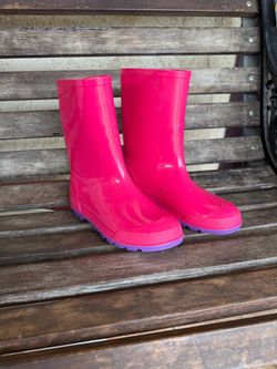 New Kids Pink Rubber Rain Boots,  size 2-3. New  no tags