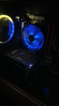 SELLING GAMING PC