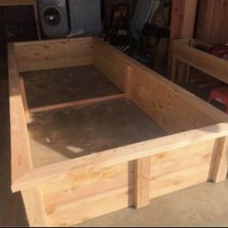 Custom made private wall Garden bed raised elevated planter box with legs 3 4 5 6 ft long cedar redwood