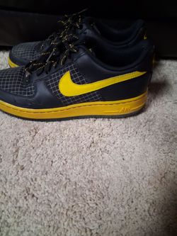 Nike Air Force 1 Low Black Yellow Sneakers