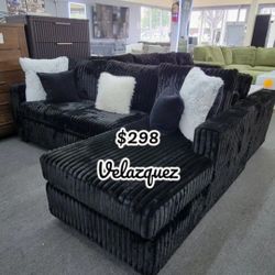 ✅️✅️2 pc black fur like wide welt corduroy sectional sofa with chaise✅️✅️
