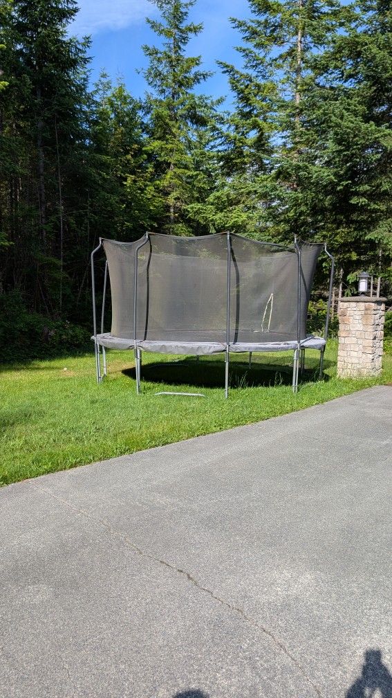 free trampoline 15' Acon Air 4.6