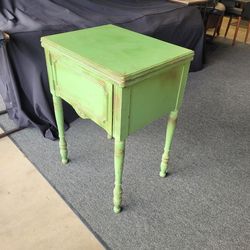 Antique / Vintage Table