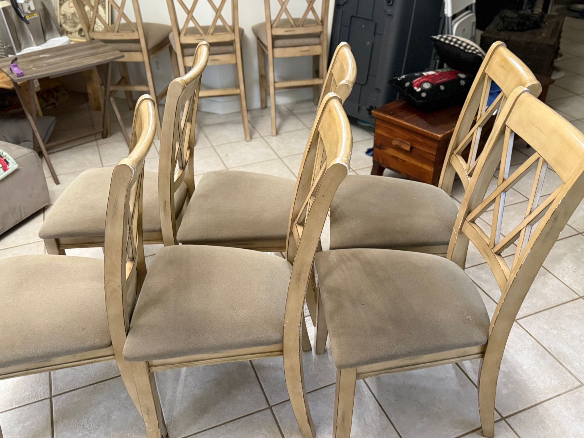 FREE DINING TABLE