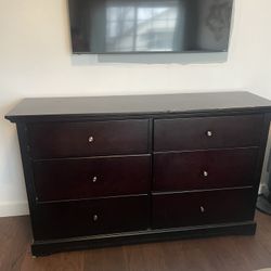 Black 6 Drawer Dresser 