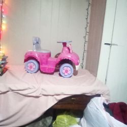 Pink Mini Mouse Power Wheels 