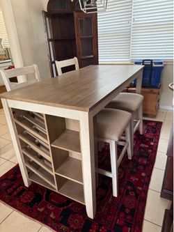 Kitchen table