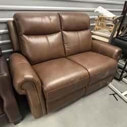 Reclining Leather Sofa W/ Heat & Massage 