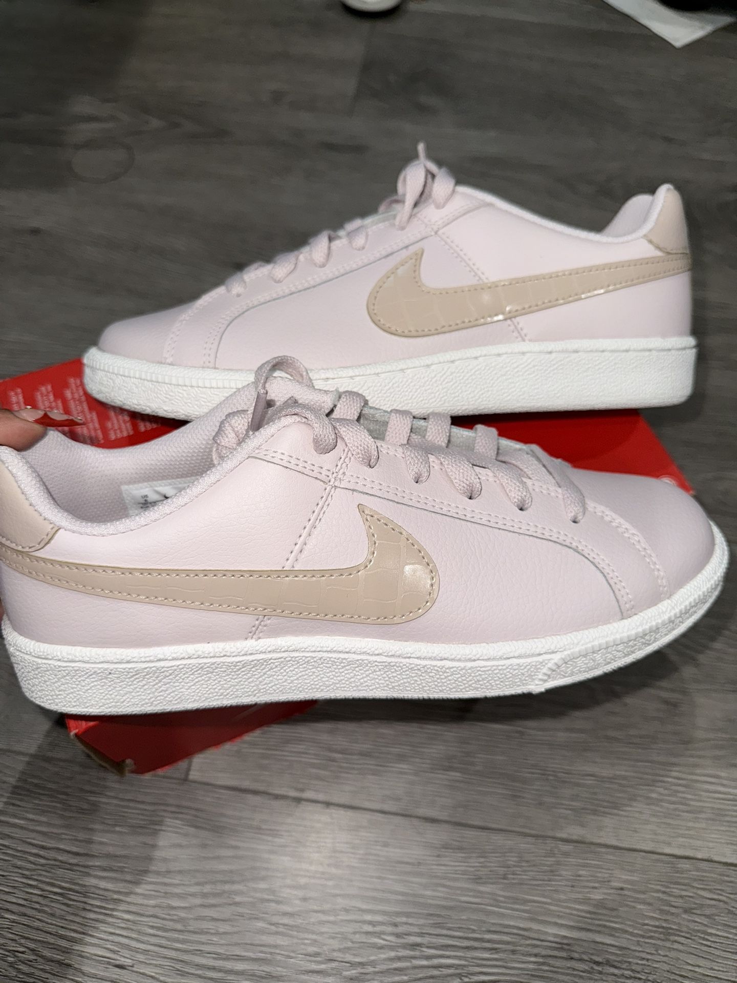 Women’s Nike Court Royale