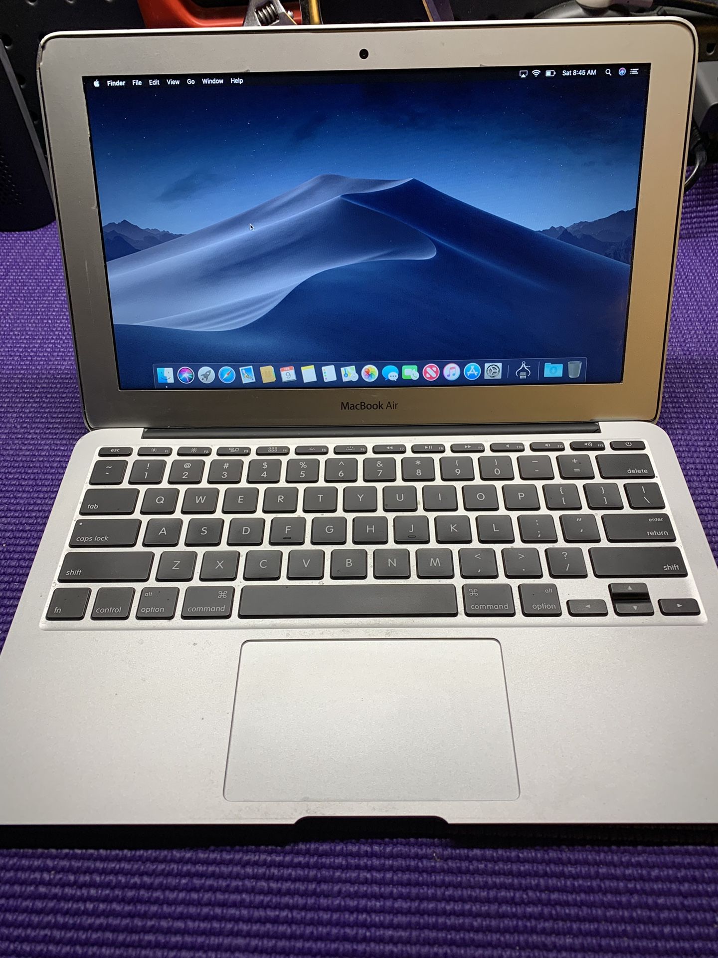 FS/FT 2015 MacBook Air 11" Core i5 4 Gb RAM 128 GB SSD PRICE FIRM or Trade for PS4 Pro