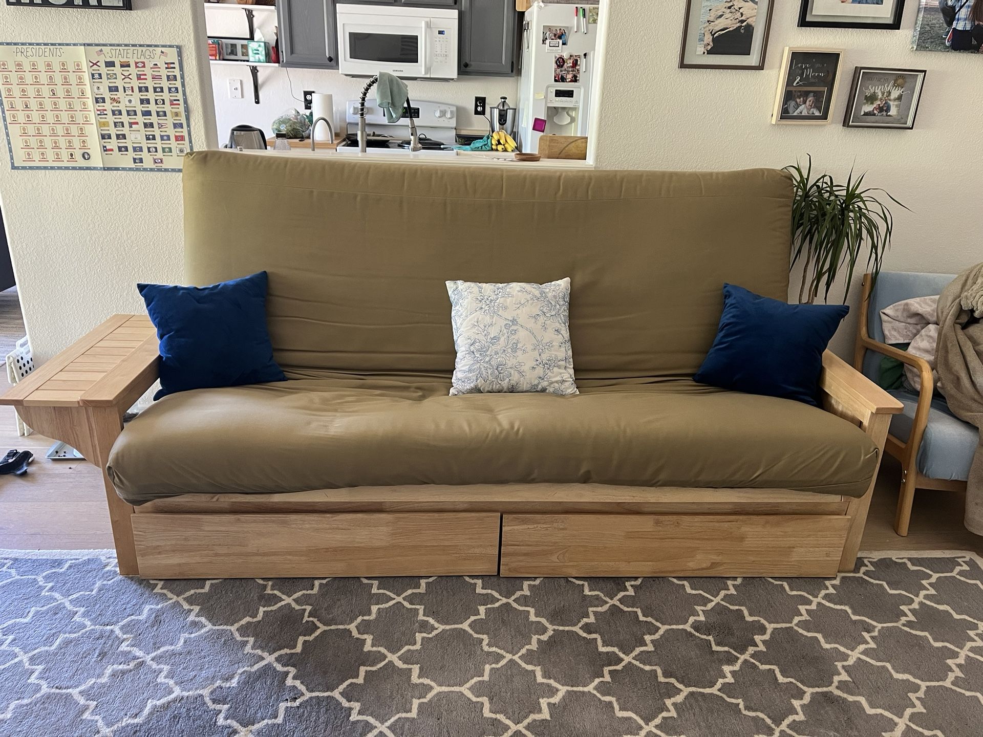 Queen Sized Oak Futon With Storage And Side Tables