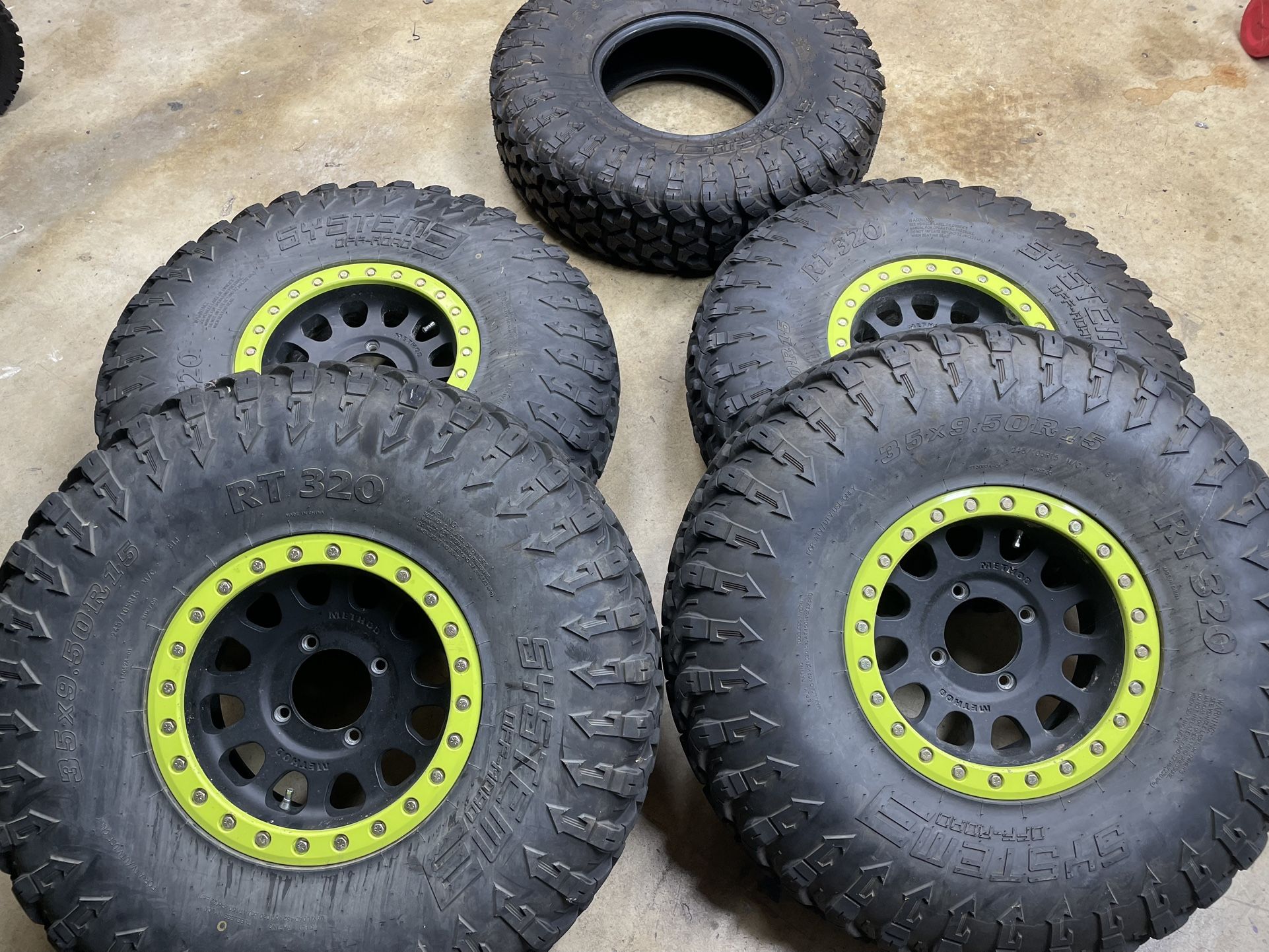 35” System 3 RT320 Tires On Method 401 Wheels