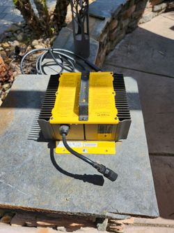 GOLF CART CHARGER 48 VOLT