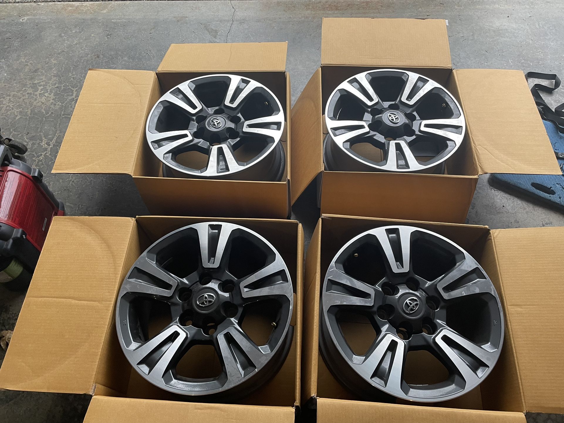 ‘16 Toyota 6 Lug Wheels 17x7.5”